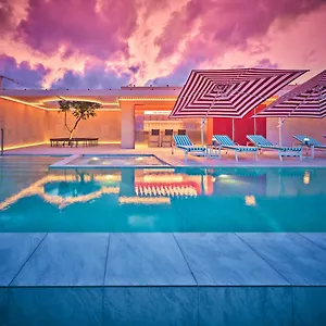 https://the-coolest-hotel.busan-hotelsweb.com